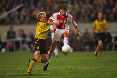 2000/01: Van der Vaart als jonkie in het allereerste Adidas-tricot. © AFC Ajax