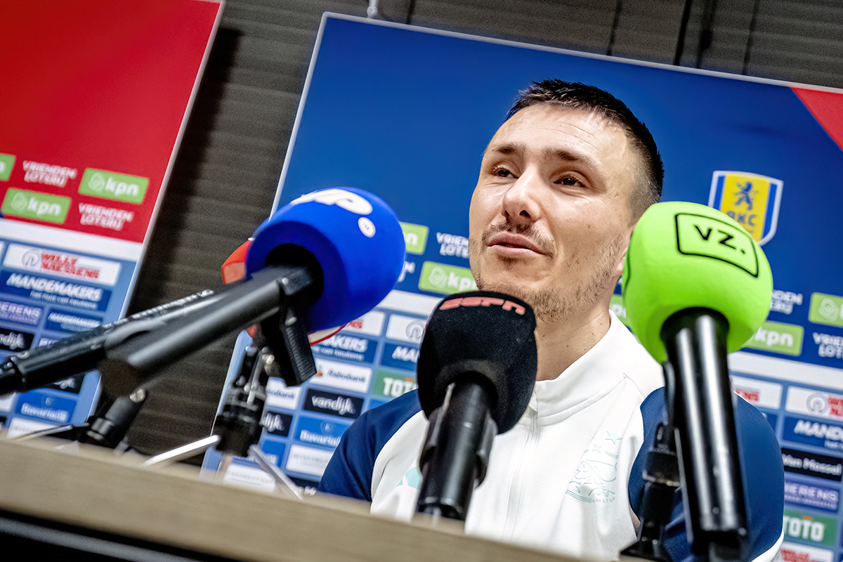 Berghuis en spelersgroep dankbaar voor steun supporters in Waalwijk