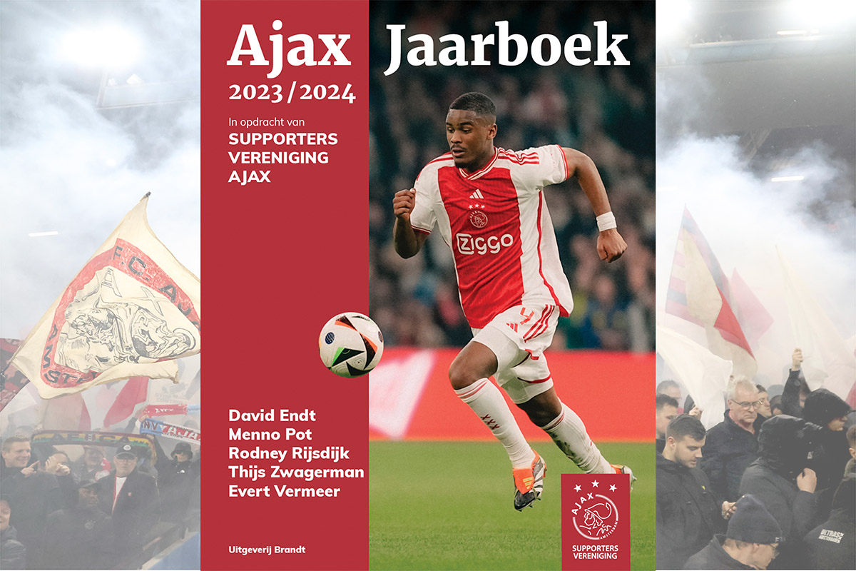 Ajax Jaarboek 1200 (1)