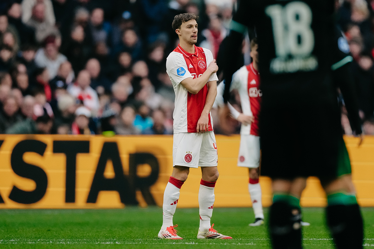 Regeer Blessure 1200