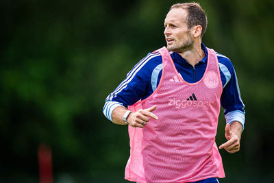 Blind liet zich meteen zien als verlengstuk van Míchel. © Pro Shots