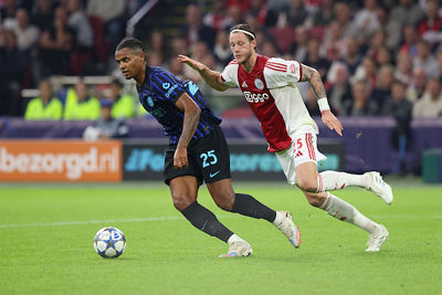 Weghorst kan geen potten breken tegen Internazionale. © De Brouwer