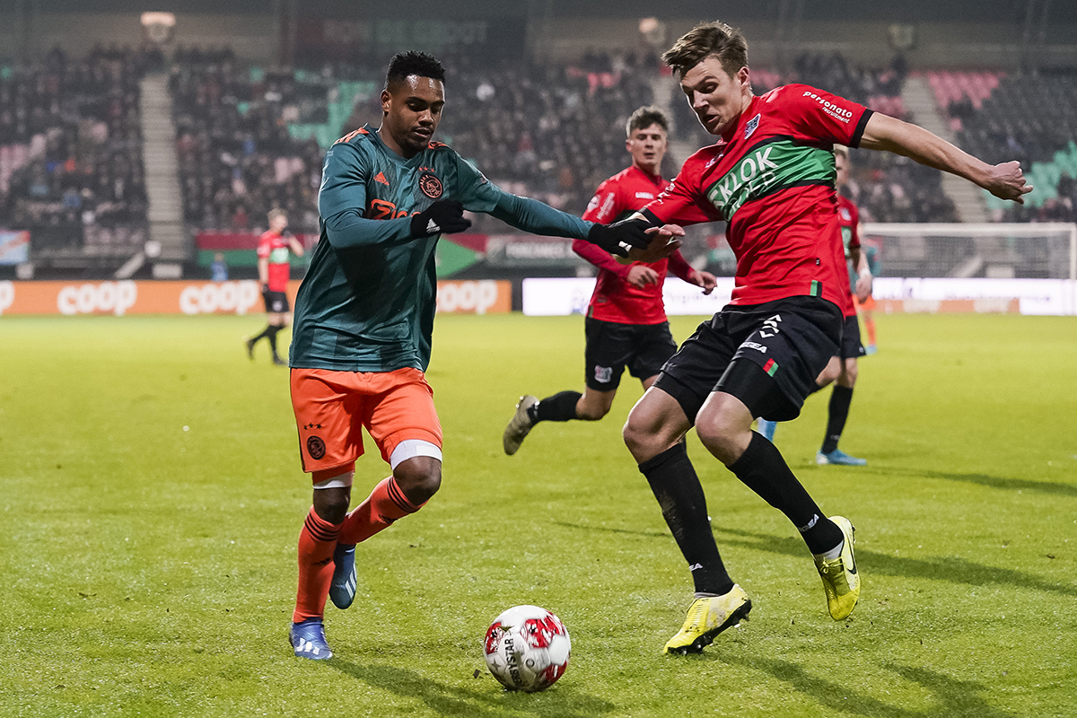 Copyright-ProShots-6459825