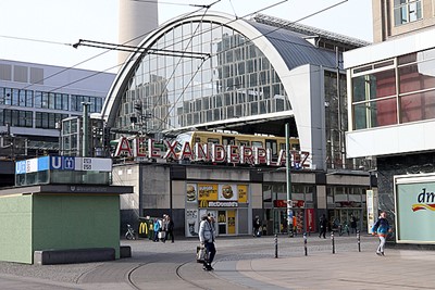 Alexanderplatz is door Ajax aangewezen als verzamelpunt. © De Brouwer
