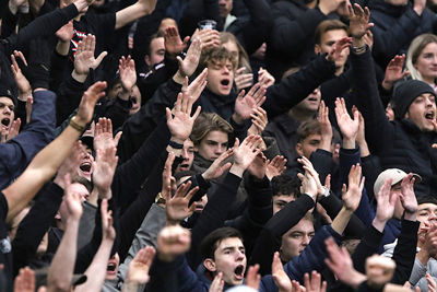 Handjes, handjes, handjes. © De Brouwer