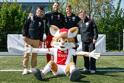 Uitstekende groepsfoto. © Pro Shots