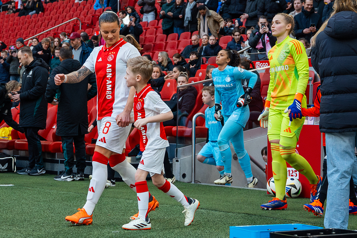 Word mascotte bij Ajax Vrouwen - PSV in Johan Cruijff Arena!