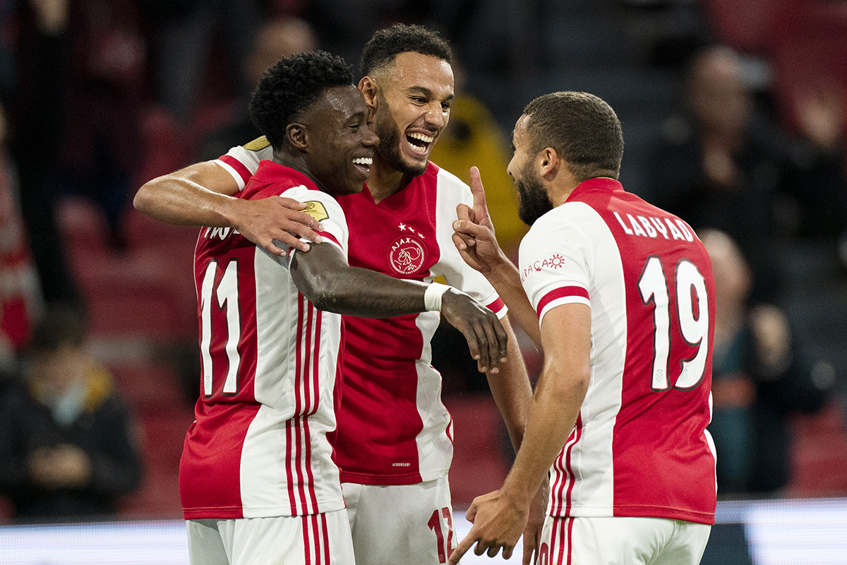 Passmaps: zo wist Ajax in ondertal toch Vitesse te weerstaan