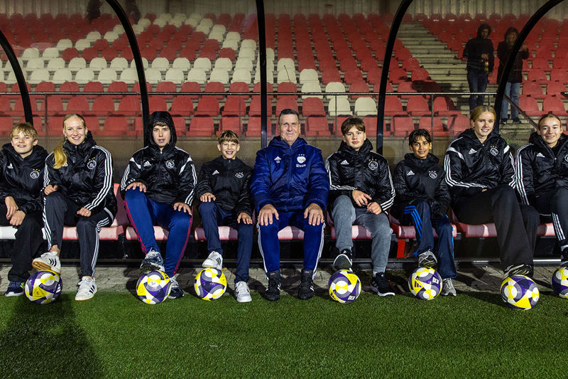 Ballenjongensajaazv800