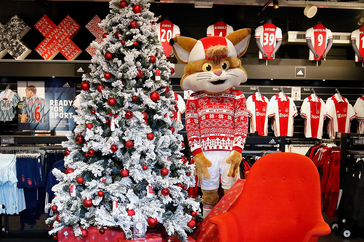 Kersttruitweevooreencar