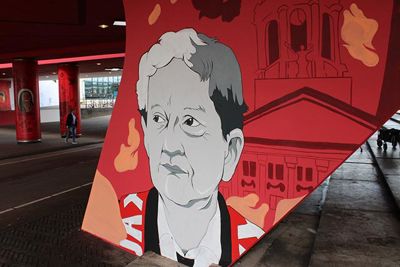 Mooi met dat sjaaltje om de nek. © Ajax Life