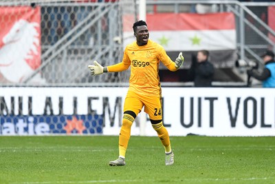 ENSCHEDE, 01-12-2019 , Grolsch Veste , Dutch Eredivisie Football season 2019 / 2020 , Ajax goalkeeper Andre Onana angry after the 2-0 during the match FC Twente - Ajax.