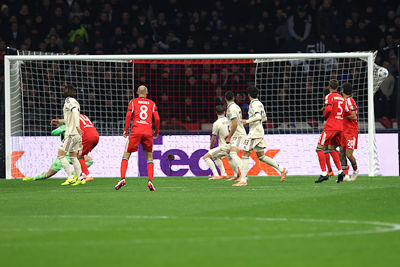 De bal vliegt al na zes minuten in de winkelhaak achter Jaros. © De Brouwer