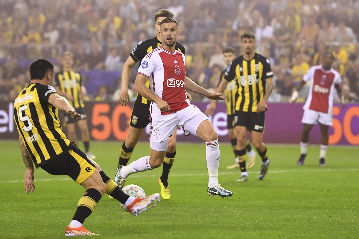 Schutterend Ajax sluit rampjaar ‘in stijl’ af en dit valt op