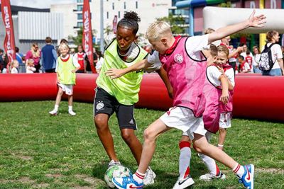 Stevige duels, maar altijd fair. © Pro Shots