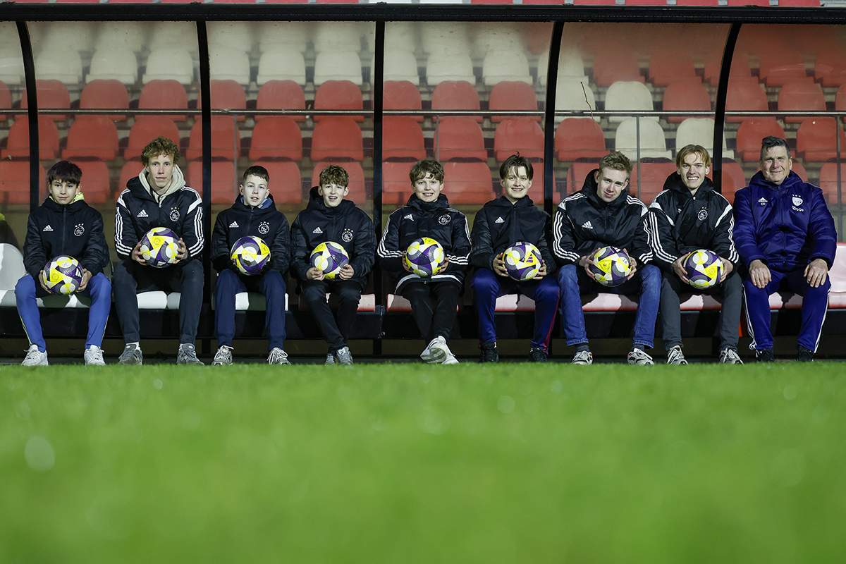 Ballenjongensjajdbo800