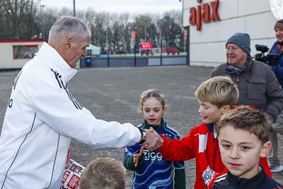 De bedankjes gaan naar Heini. Boks! © Pro Shots