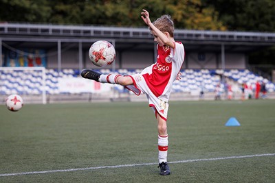 Kom jij maar even een contract bij Ajax 1 tekenen. © Pro Shots
