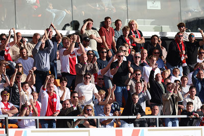 Dit voelt als zomeravondvoetbal. © De Brouwer