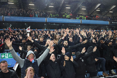 In vorm naast het veld, hopelijk ook erop. © De Brouwer