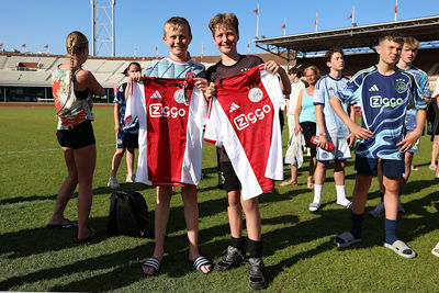 Mooie shirts worden verloot. © De Brouwer