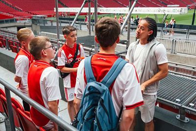 Fitz-Jim neemt alle, maar dan ook alle tijd voor de winnaars. © Pro Shots