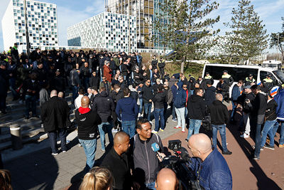 We zijn overigens nooit te beroerd om een en ander op camera uit te leggen. © De Brouwer