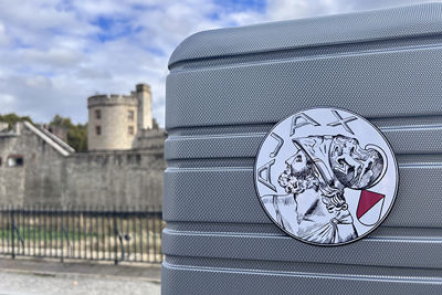 Waar je ook gaat, ik volg je overal. © Ajax Life