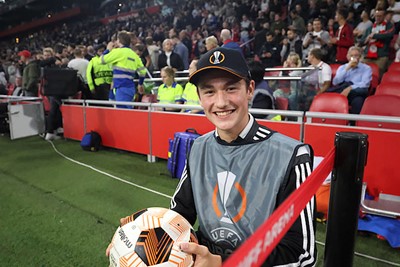 Hoi, prijswinnaar van Ajax Jonge Schare! © De Brouwer