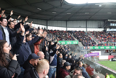 Hup, Ajax! © De Brouwer