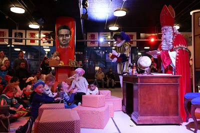 De kinderen genoten volop van een toffe show. © De Brouwer