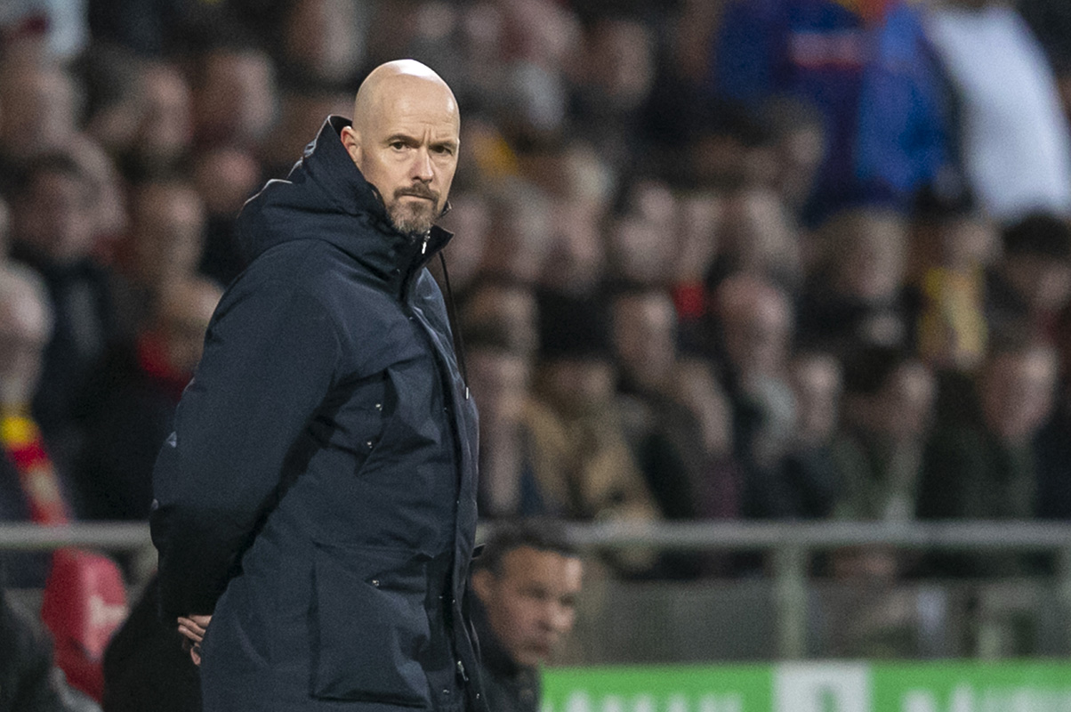 Ten Hag Richting AZ 1200