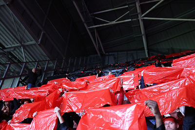 Toffe tifo-actie van de Ajacieden. © De Brouwer