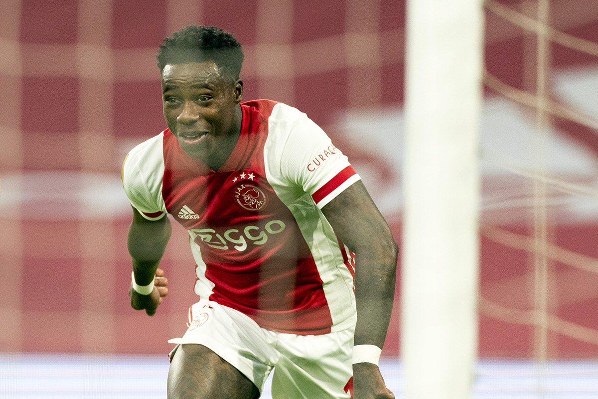 Ten Hag hoopt dat Promes mentaal sterk genoeg is voor rappe rentree