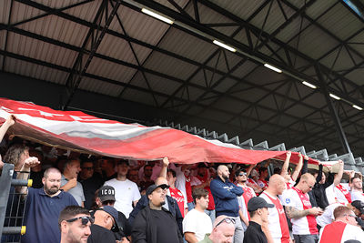 Hulde weer voor de makers. Klasse. © De Brouwer