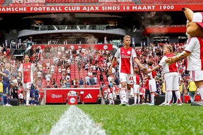 Bounida en Steur. Groeibriljantjes. © Pro Shots