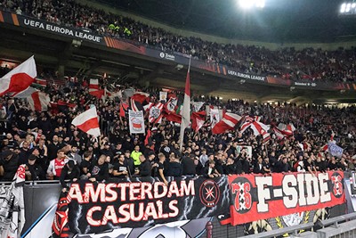 Klaar voor een Europees avondje Ajax. © De Brouwer