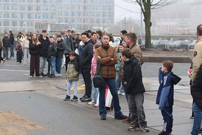 Rustig wachten tot de poorten open gaan. © SV Ajax