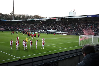 ‘We love you, Ajax! We do.’ © De Brouwer