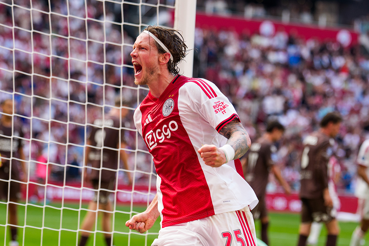 Weghorst trapt nieuw wallpaperseizoen af!