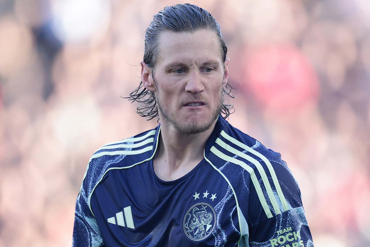 Weghorst baalt van Makkelie en heeft moeite met ontslag Heitinga