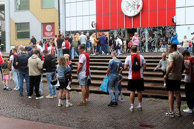 Hier is een nieuw uitshirt verkrijgbaar. © SV Ajax