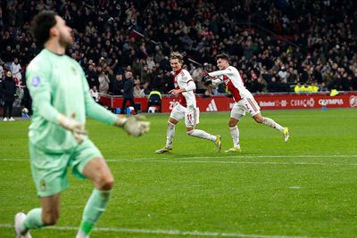 Daar is de toch wel bevrijdende 4-1. En weer een Belg! © De Brouwer