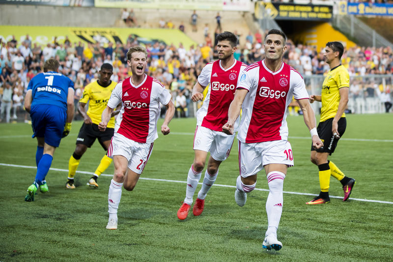 AjaxVVVVenlo