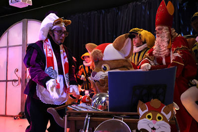 Wat is hier toch allemaal aan de hand? © De Brouwer