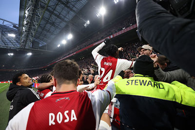 Haha, daar gaat Mokio weer, hoor! © De Brouwer