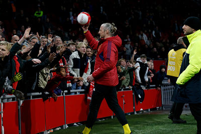 Nog een rondje. Nu voor de bal van Pasveer. © De Brouwer