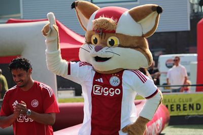 Lucky voorspelt vast waar Ajax volgend seizoen eindigt. © Joey Hodde