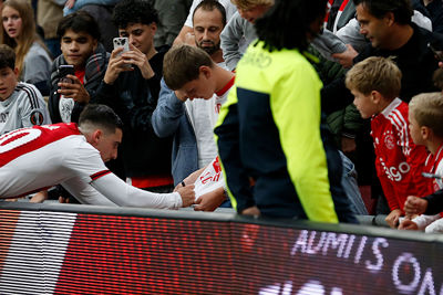 Krabbel van Gloukh en tevreden weer naar huis. © De Brouwer