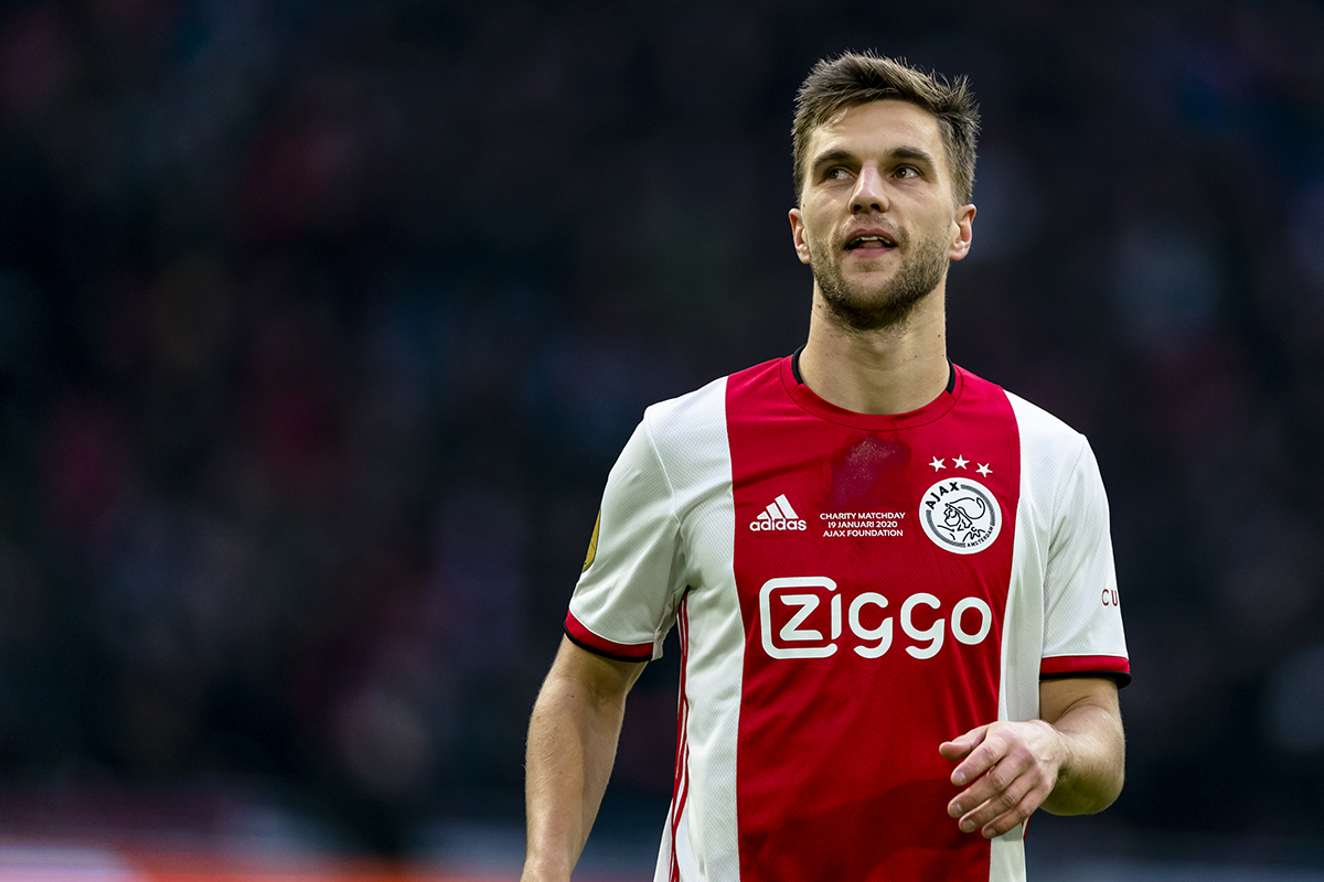 Copyright-ProShots-6359618